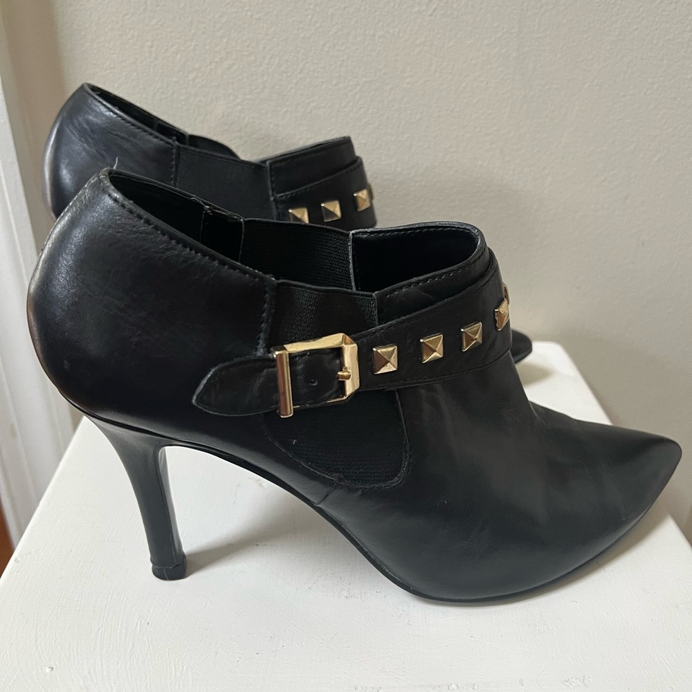 Guess high heel booties size 7 M.